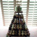 Mr and Mrs cupcakes